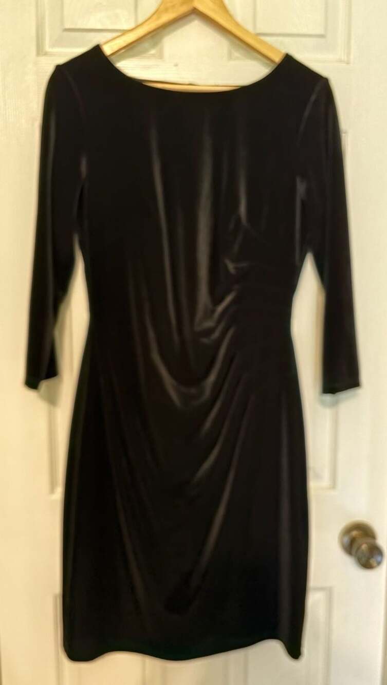 NWOT Anne Klein Black Velvet Ruched Long Sleeve Cocktail Dress Size 10